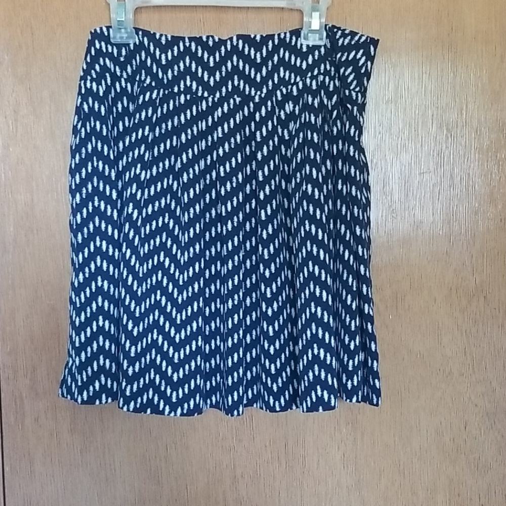 Flowing skirt